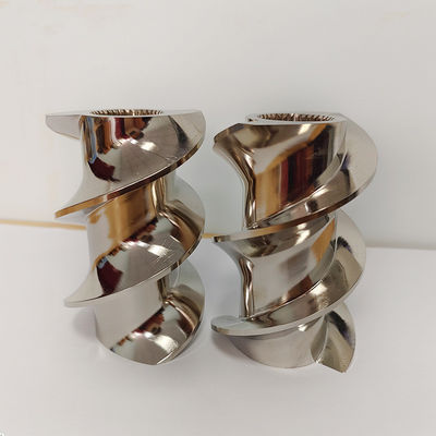 92 mm de diamètre central Matériau personnalisé Élément de vis et fûts pour pièces de machine d'extrudeuse CTE92