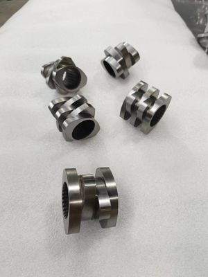 संक्षारण प्रतिरोधी ट्विन स्क्रू एक्सट्रूडर मशीन उच्च मिश्रण के लिए घुमावदार ब्लॉक