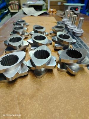 Τμήματα εξωτήρων διπλής βίδες DIN Standard WR14